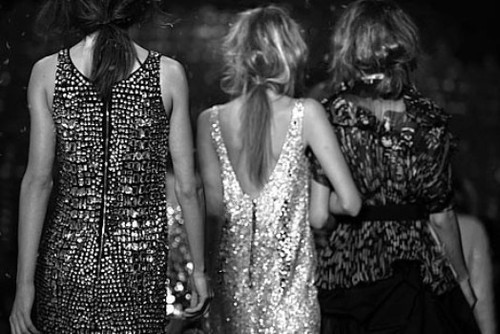 black-and-white-dress-friends-hair-models-Favim.com-198463